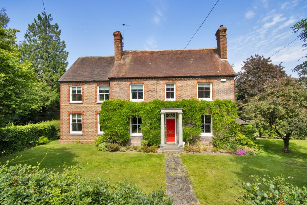 Main image of property: Maidstone Road, Horsmonden, Tonbridge, Kent