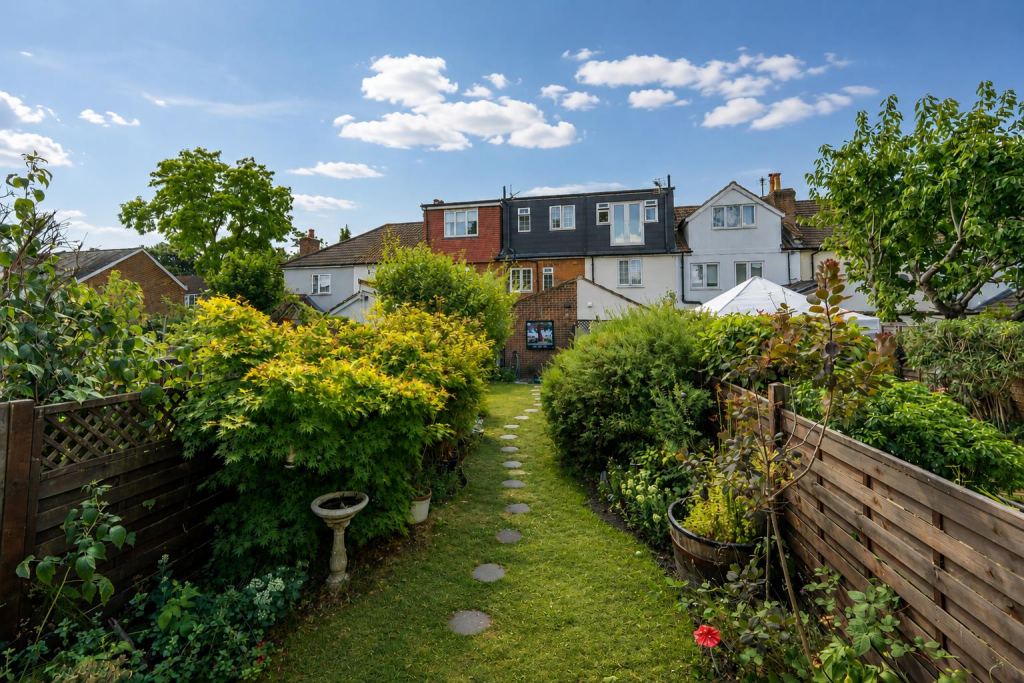 House in Twickenham - View 4