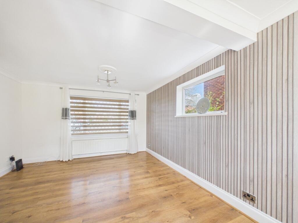 House in Huntingdonshire, Newtown, Huntingdon - View 3