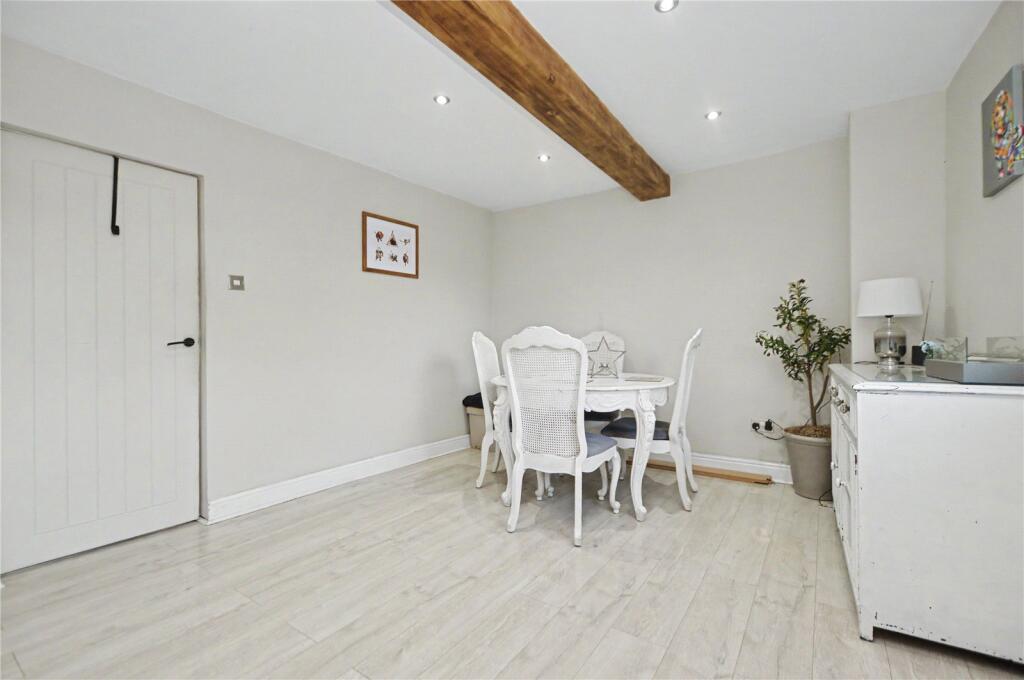 House in Leeds, Rothwell Haigh, Stourton - View 4