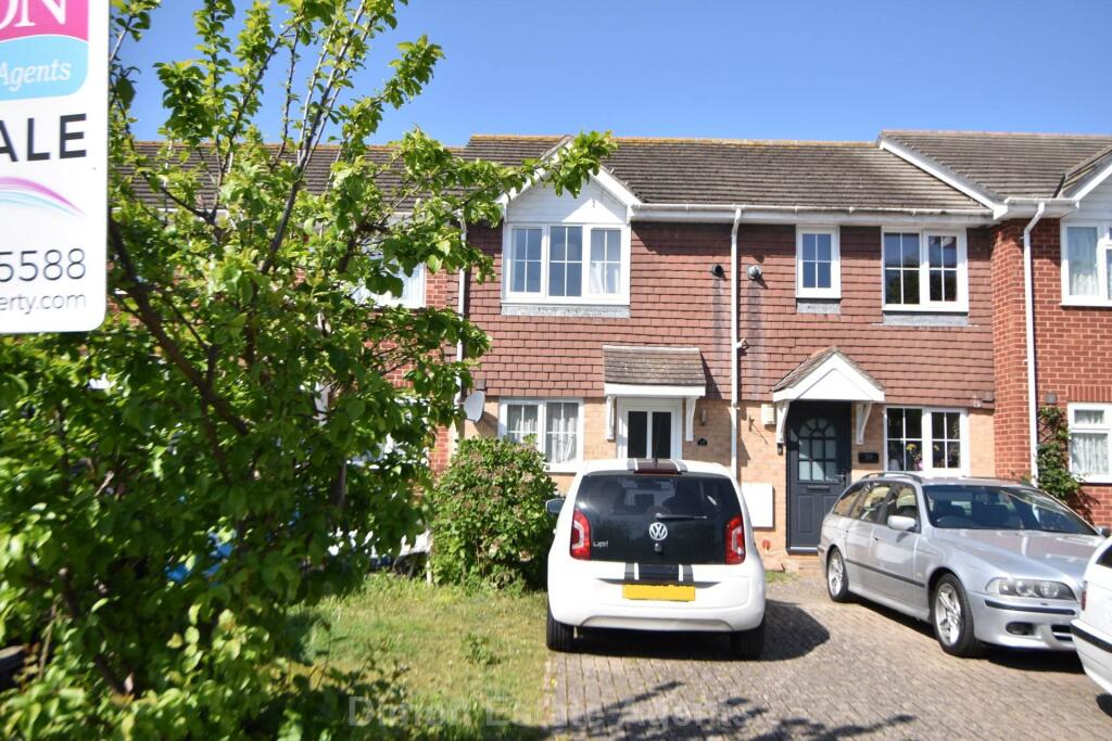 2-bed terraced on Adur Close, Gosport, £245,000