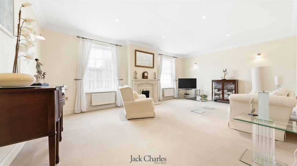 Apartment in Tonbridge and Malling, Platt - More