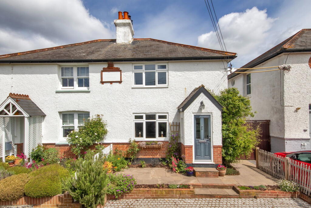Rabbits Road, South Darenth, Dartford, DA4 9JZ