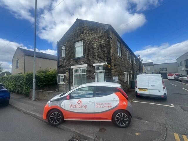 Main image of property: Cutler Heights Lane, Bradford, West Yorkshire, BD4