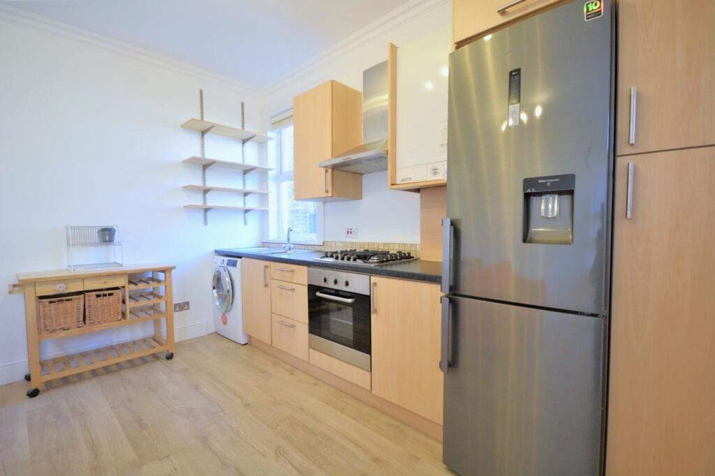 Main image of property: Robinson Road, London, SW17