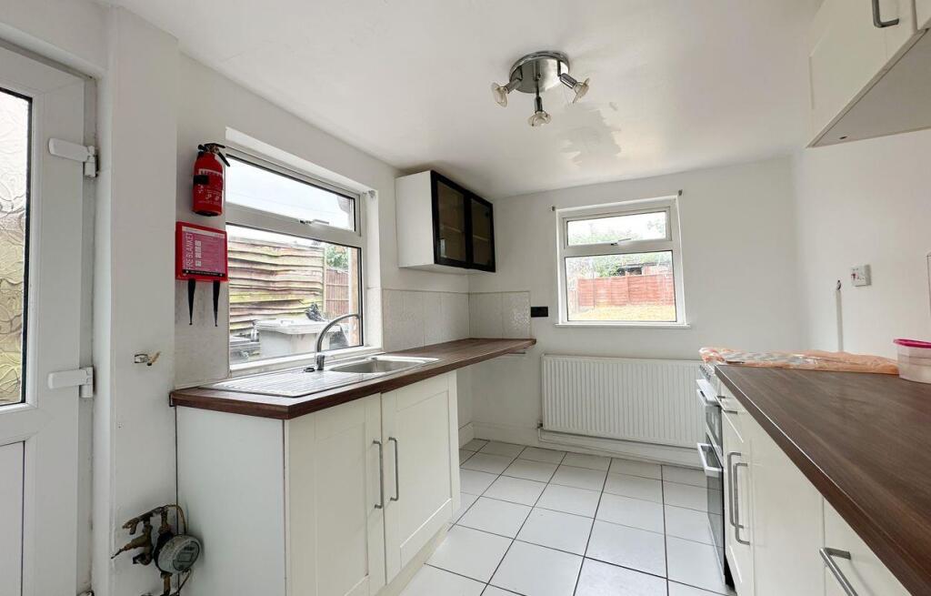 House in Kettering, North Northamptonshire - View 5