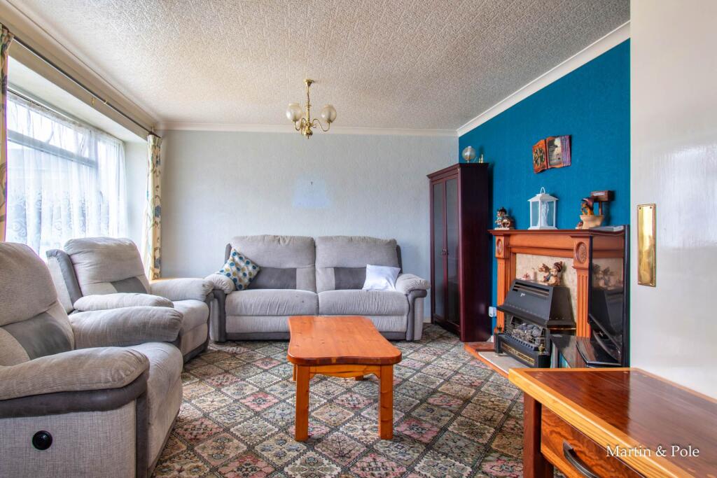 House in Reading, Lower Earley, Earley - View 5
