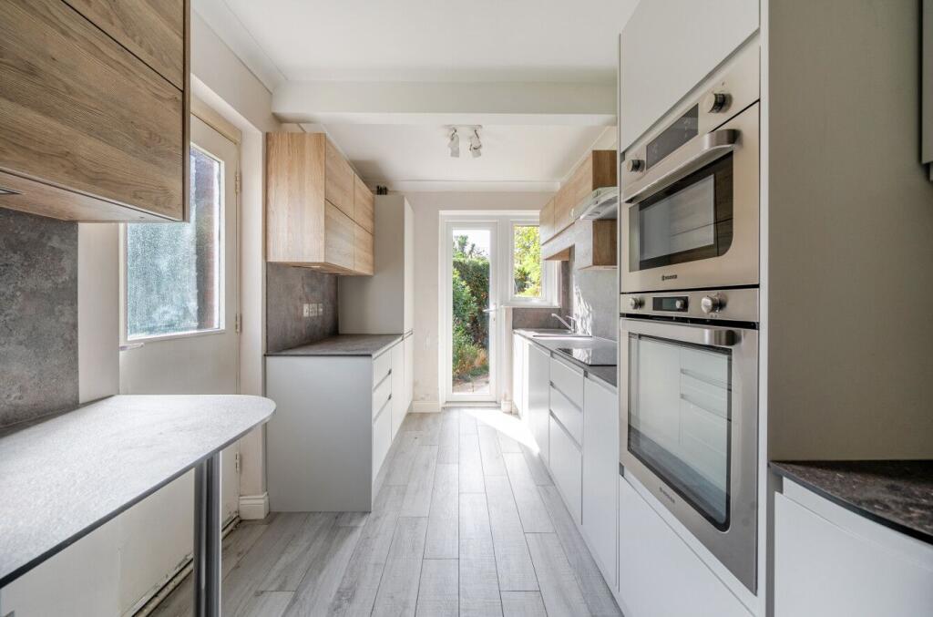 House in Southampton - View 2