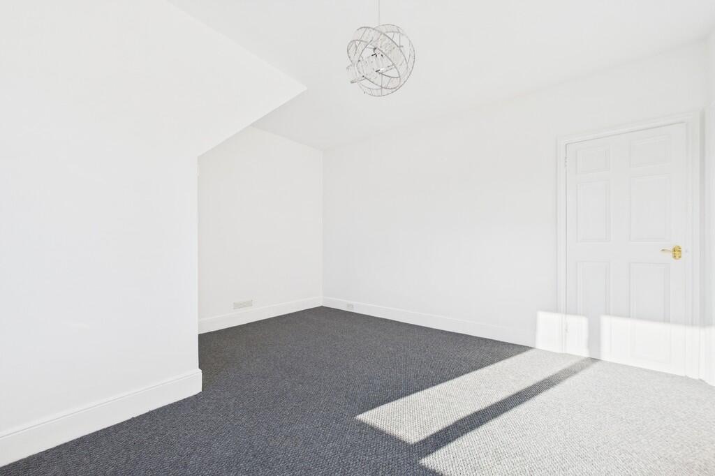 Apartment in Dover - More