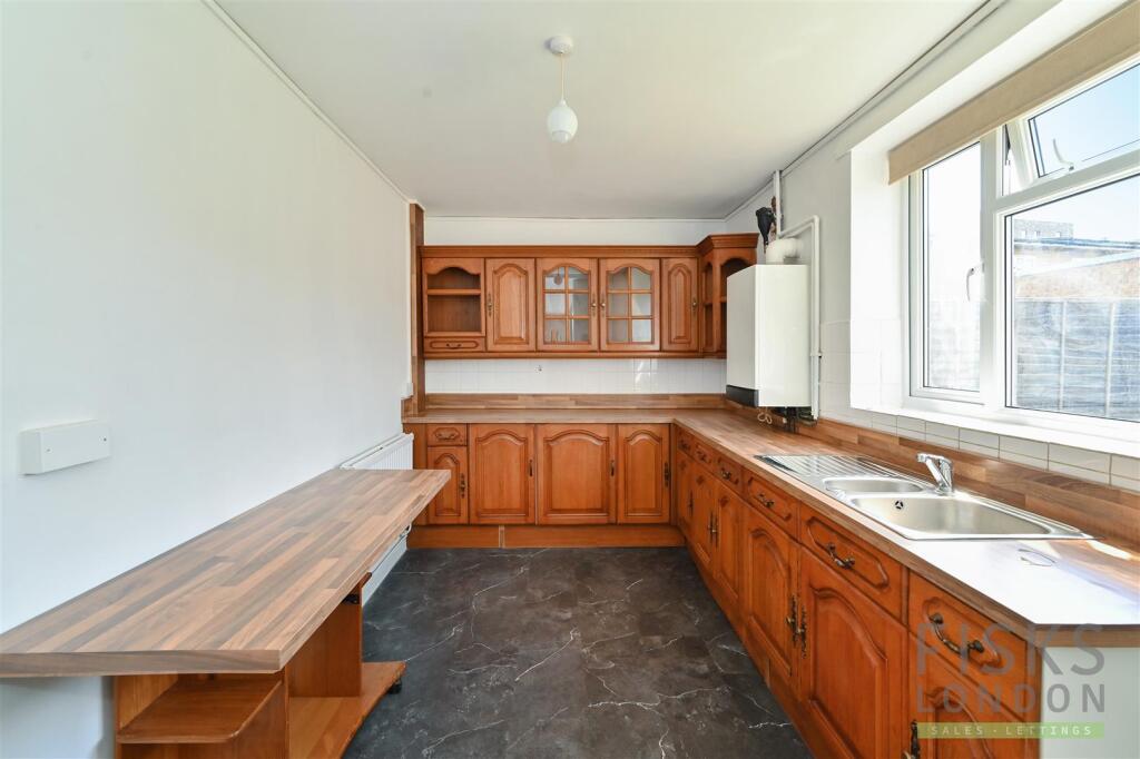 2 bedroom house for rent