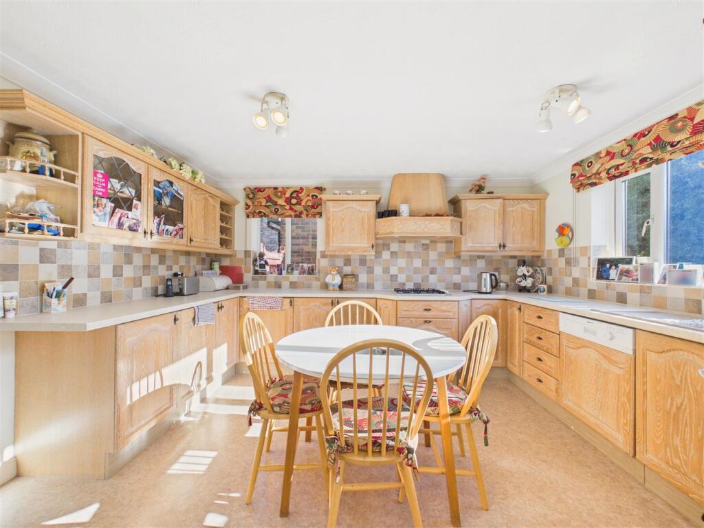 House in York - View 4