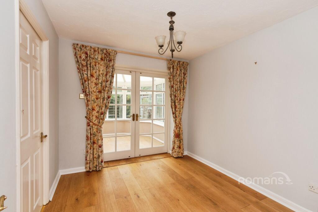 House in Guildford - View 5