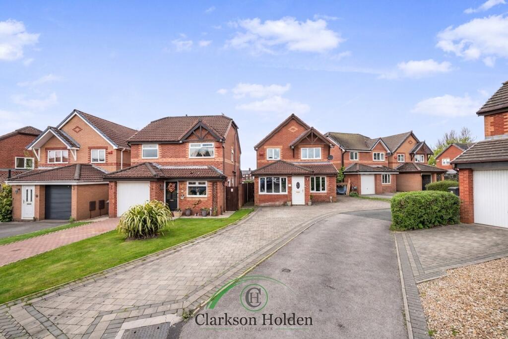 Main image of property: Fourfields, Bamber Bridge, Preston, PR5 6GS