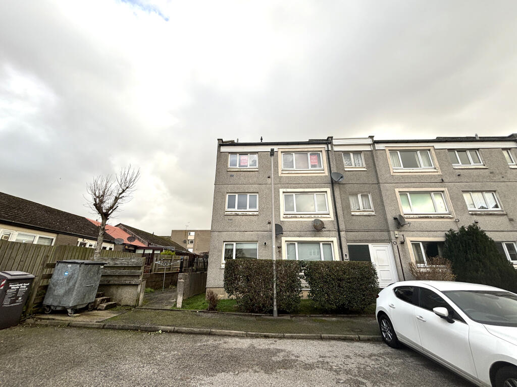 Main image of property: 39 Rousay Place, Aberdeen, Aberdeenshire, AB15 6HG