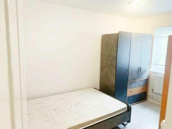 3 bedroom maisonette for rent