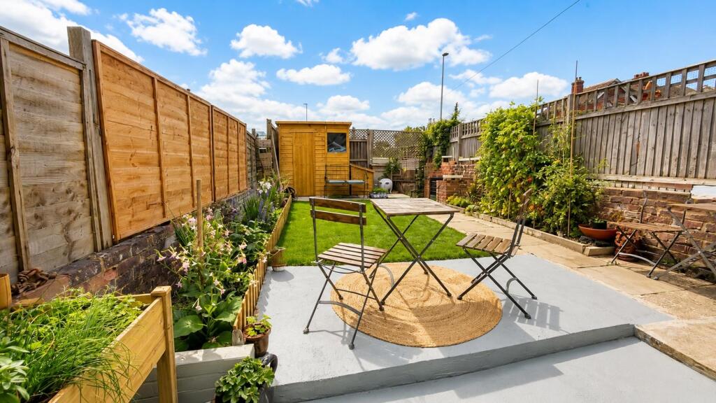 House in St Leonards-on-Sea, Silverhill - View 5