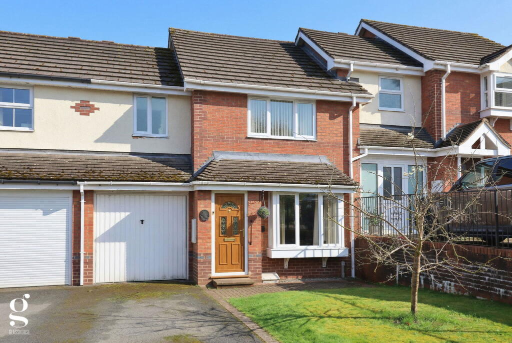 Main image of property: Oldfields Close, Leominster, HR6 8TL