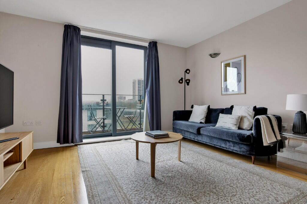 Main image of property: Gifford Street, London, N1