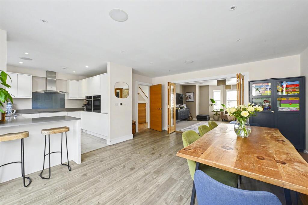 House in St Albans, Hyde - View 5