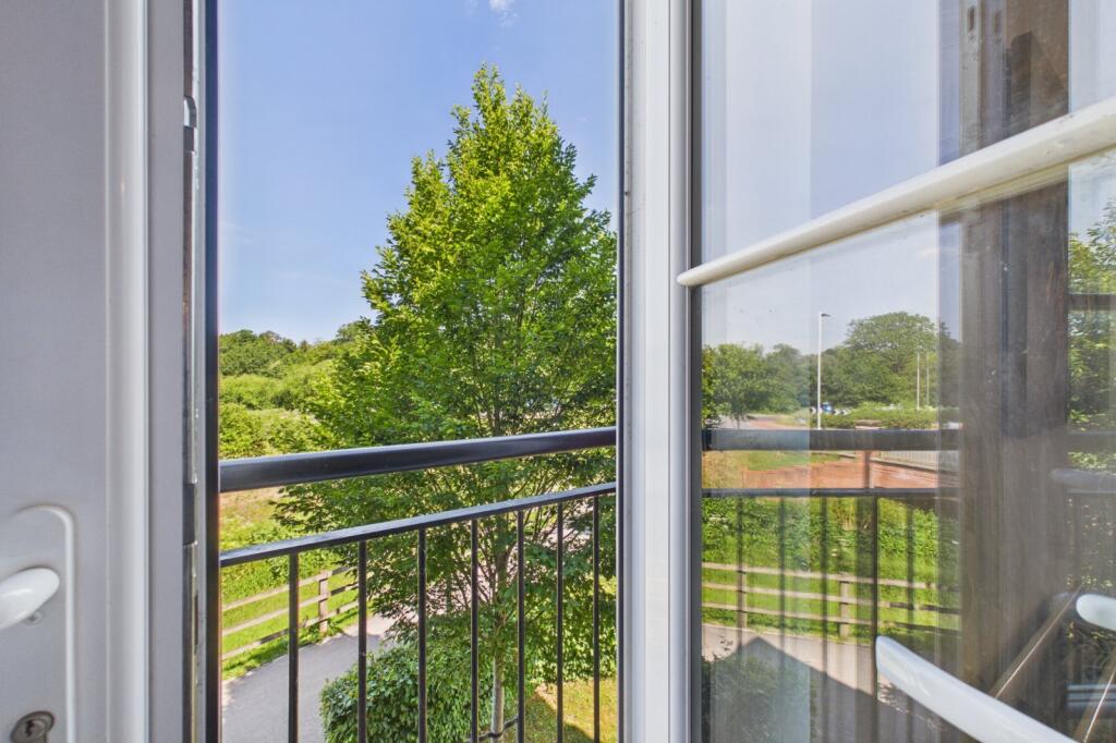 Ferard Corner, Warfield, Bracknell, RG42 - View 4