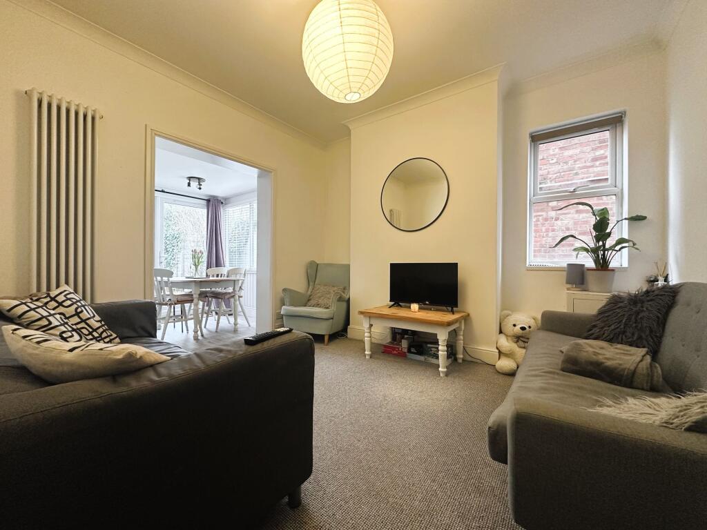 81 Stroud Road, Gloucester, GL1 - View 4