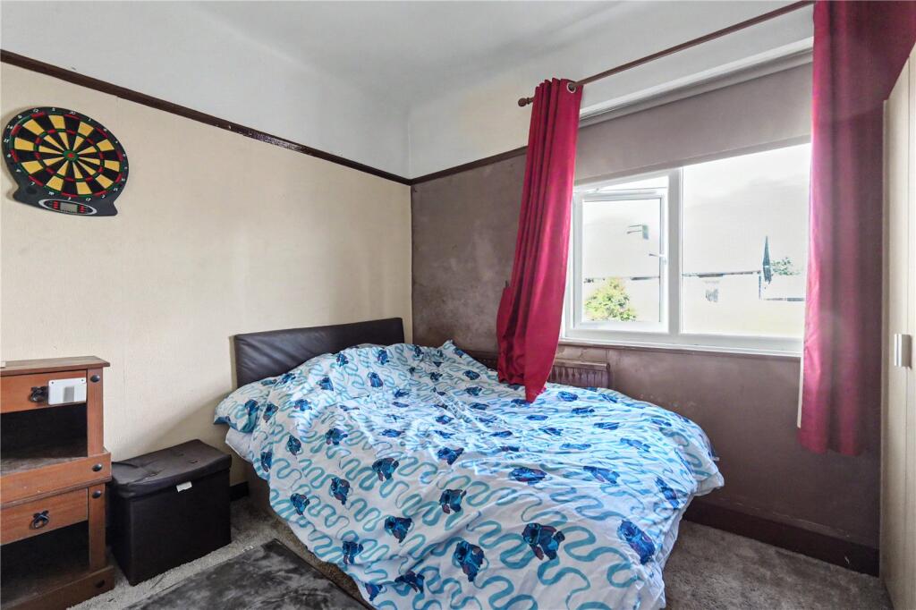 House in Wirral, Liverpool City Region - More