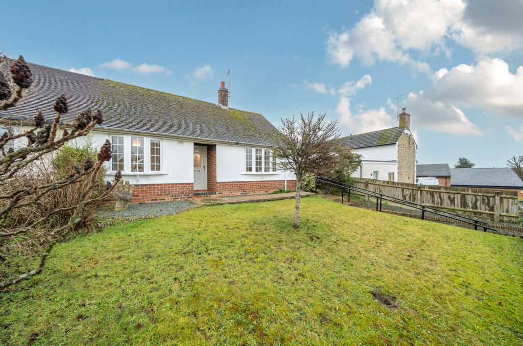 Main image of property: Puxley Road, Deanshanger, Northamptonshire, MK19
