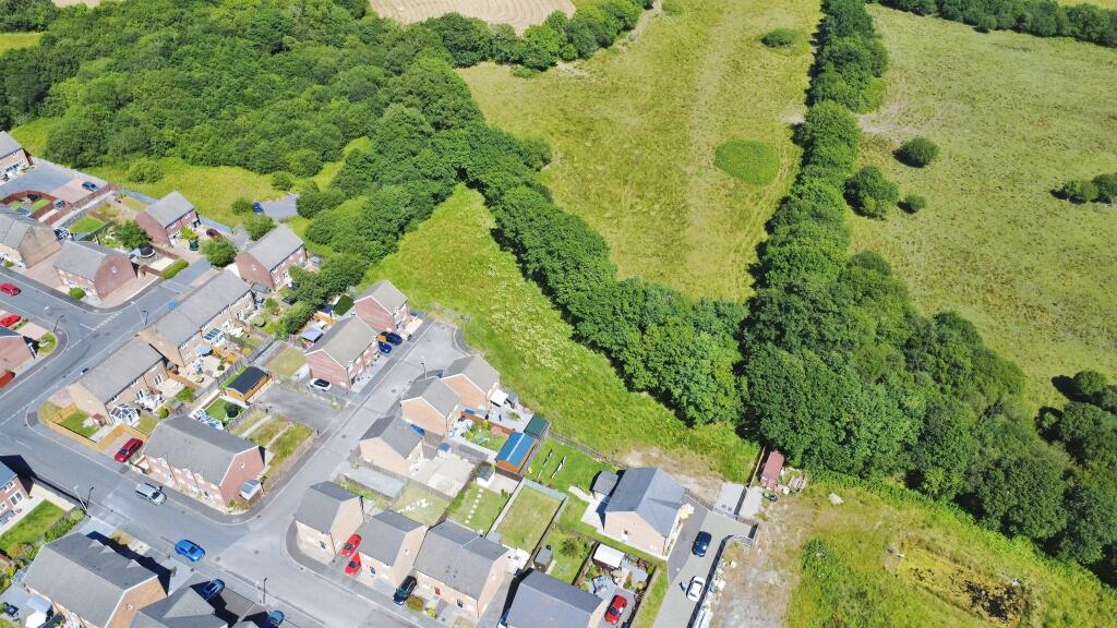Main image of property: Clos Coed Derw, Penygroes, Llanelli