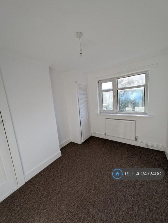 House in Romford - View 5