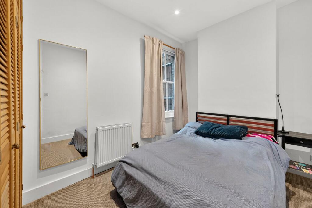 Apartment in London - View 3