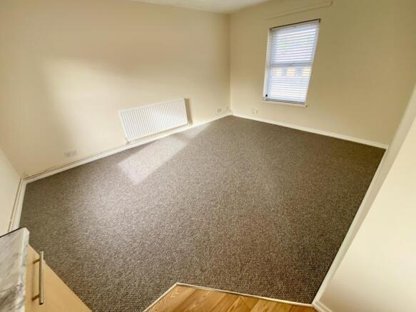 FIRST FLOOR FLAT 2