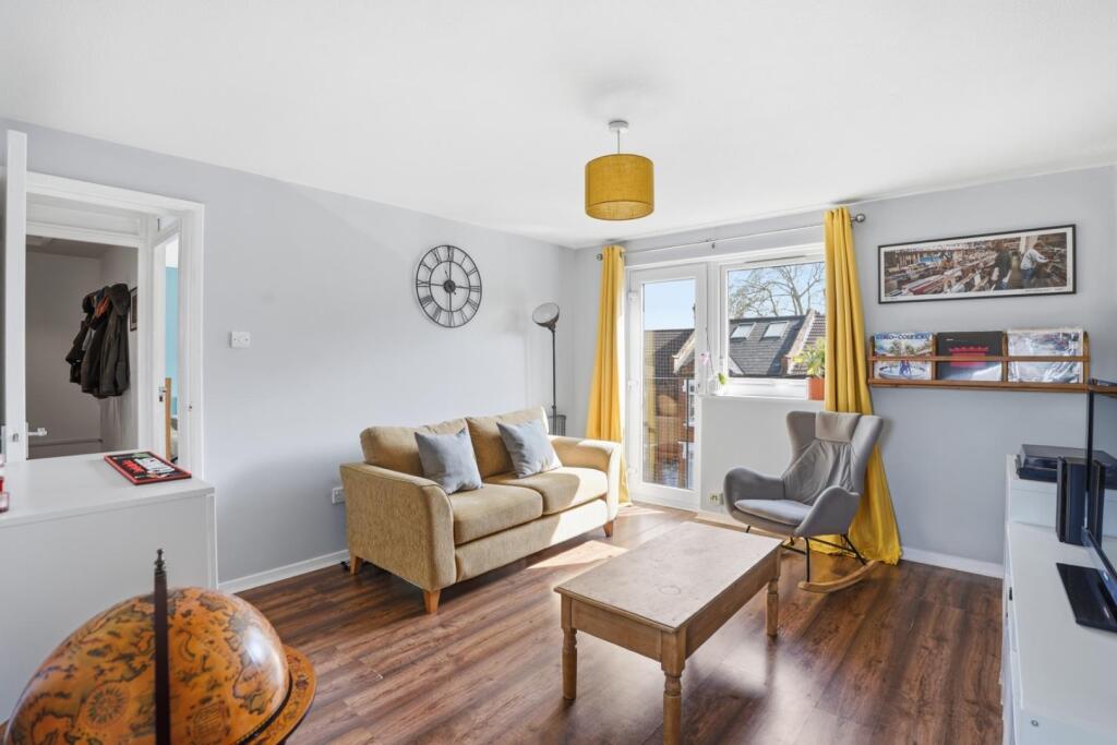 Main image of property: Tivoli Road, London SE27