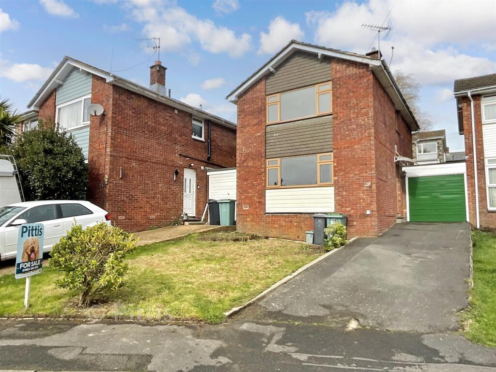 Main image of property: Grenville Drive, Haylands, Ryde, Isle of Wight