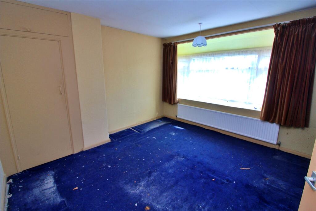 House in Leeds, Gledhow Park, Gledhow - More