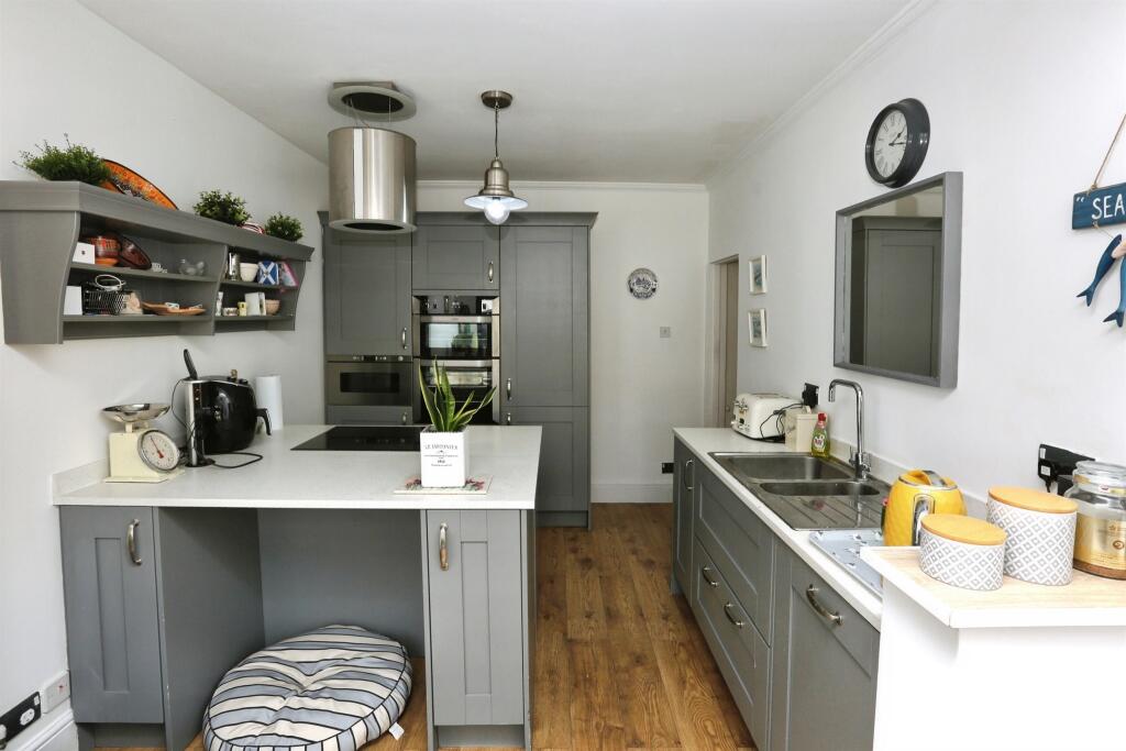 House in Gosport, Hampshire - View 5