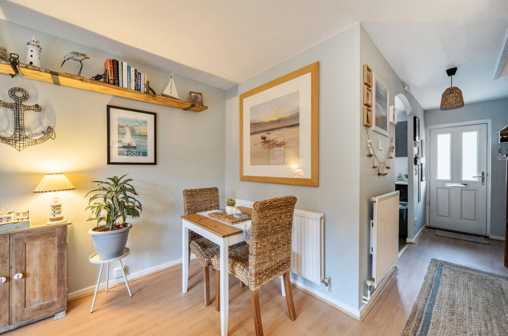 Vallis Close, Poole, Dorset photo 4