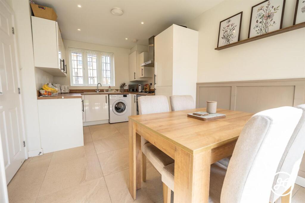 House in Taunton - View 5