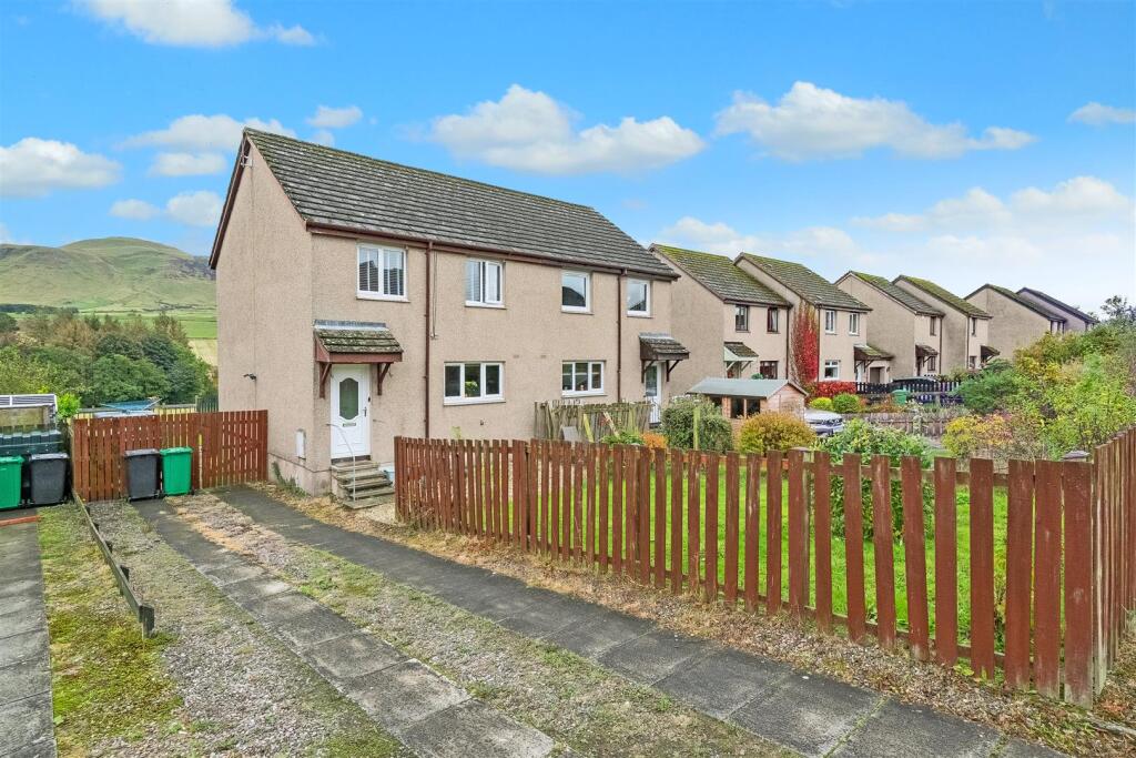 Main image of property: 17 Bower Park, Gasteside