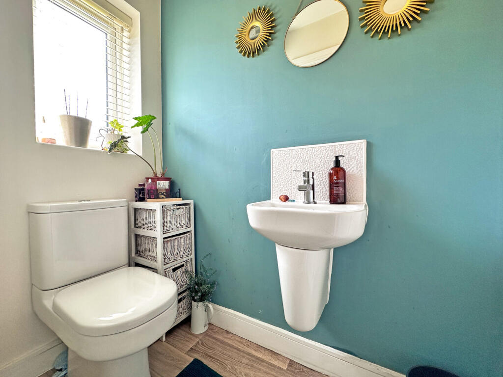 Ludlow Close, TIVIDALE, OLDBURY, B69 1AA - View 4