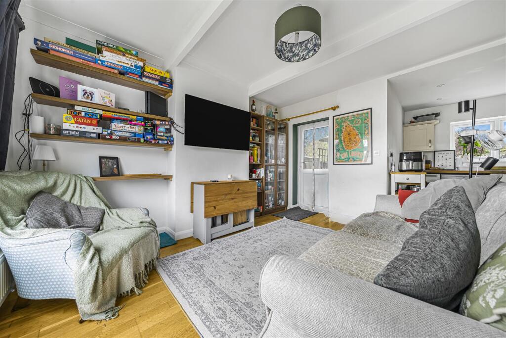 House in Slough - View 5