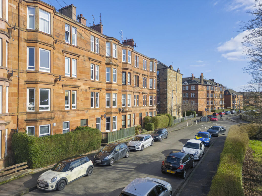 Main image of property: 0/2 133 Cartvale Road, Battlefield, Glasgow, G42 9RN