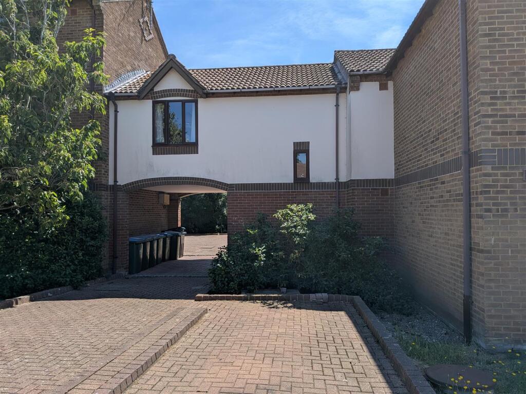 Apartment in Arun, West Barnham - View 4