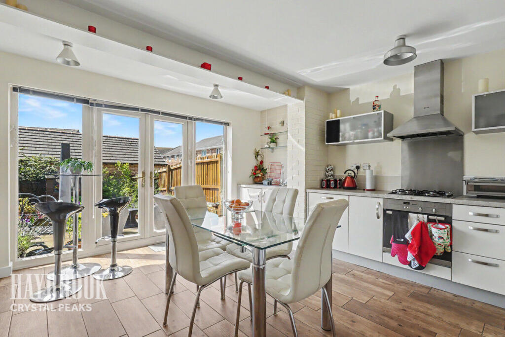 House in Rotherham, Wales - View 5