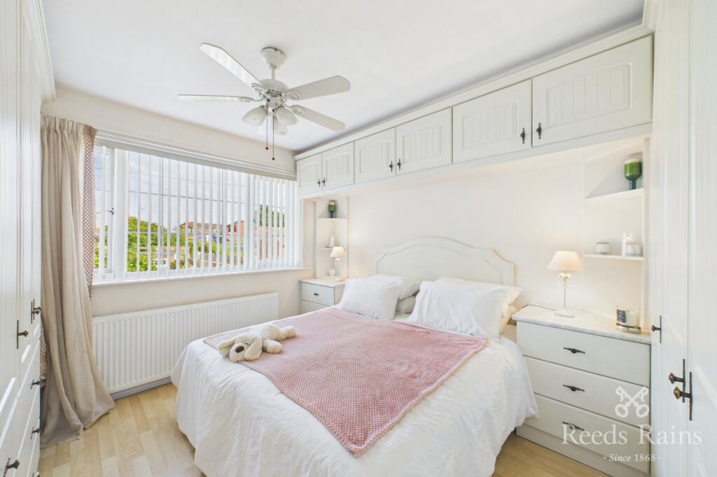 House in Wakefield - View 4