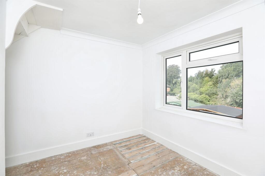 House in Swale, Faversham - More