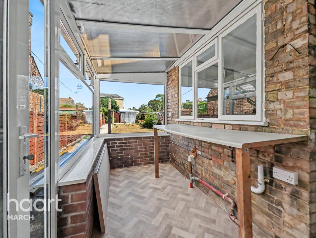 Hereward Street, March photo 4