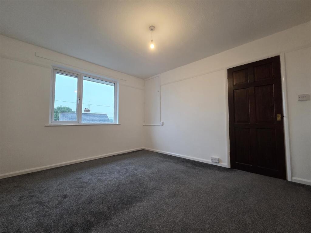 Apartment in Taunton - More