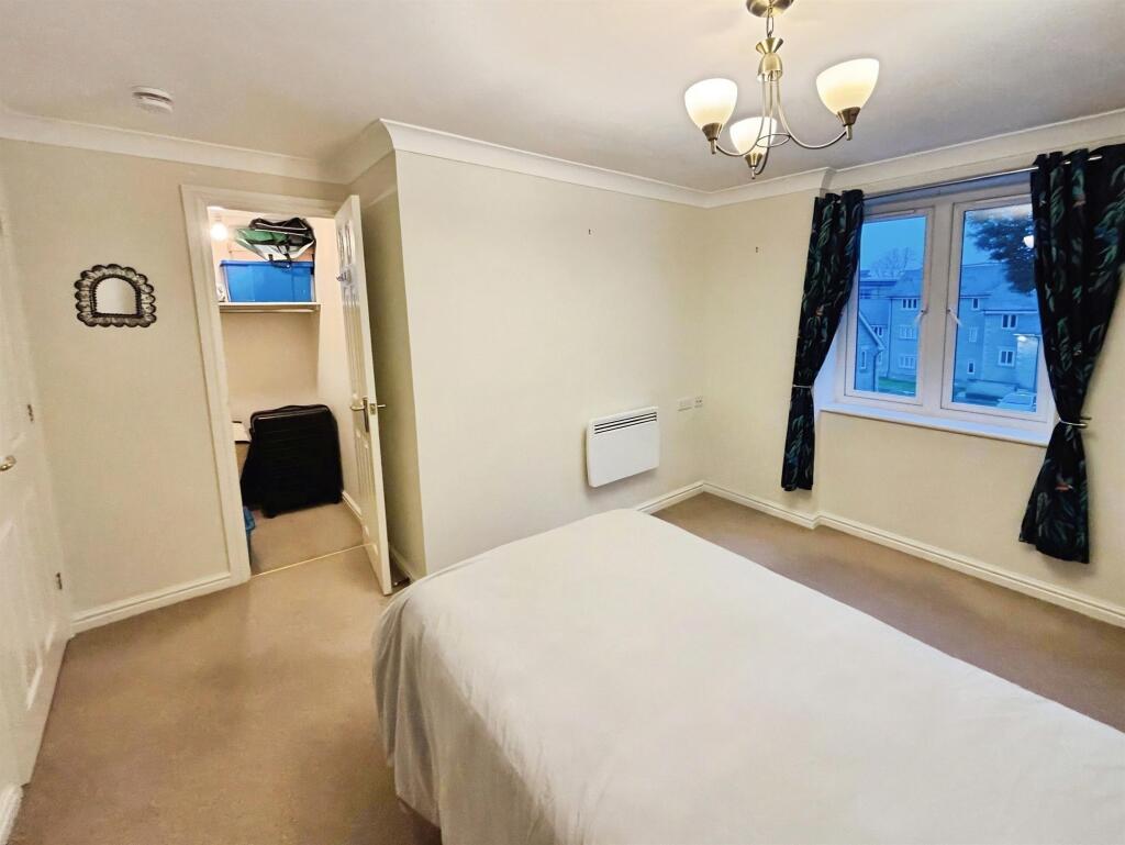 Additional image 9 of Somerton Road, Street