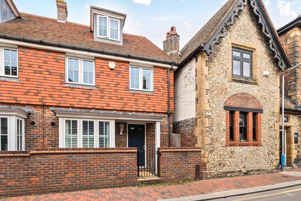 Main image of property: Bank Street, Tonbridge, TN9