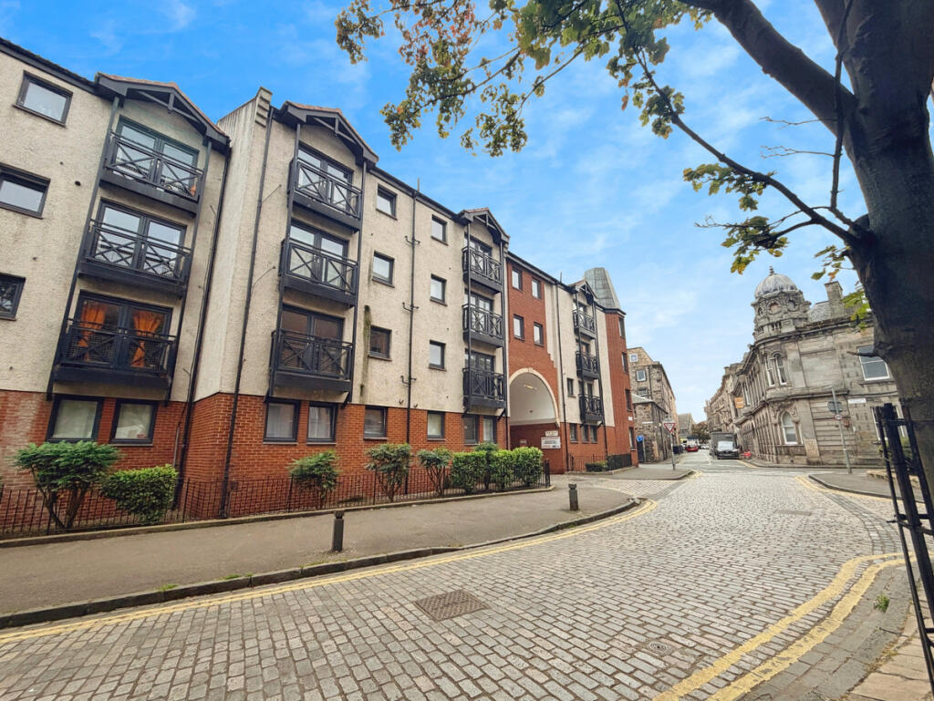 Main image of property: New Bells Court, Edinburgh, EH6